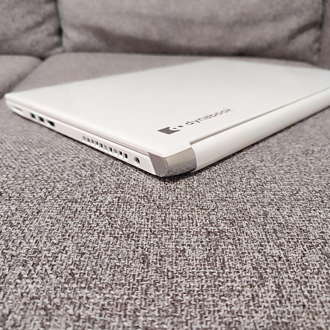 【バッテリーOK美品】dynabook 8GB SSD 256GB