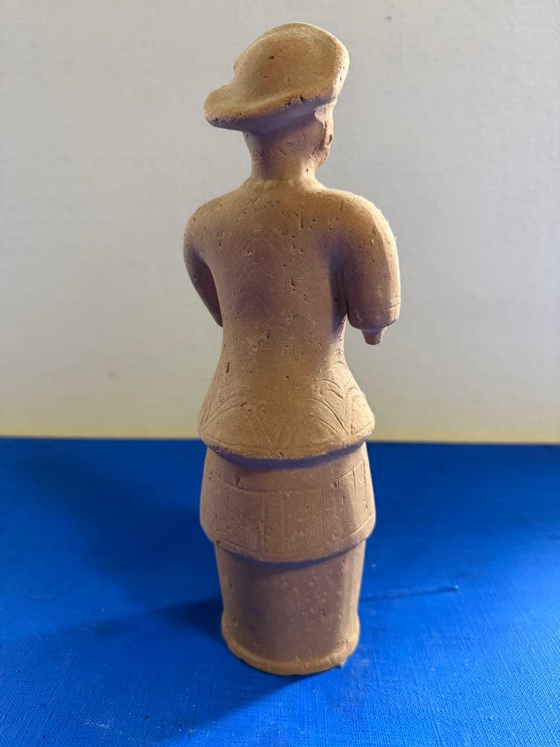 埴輪（正装した女子像） 群馬県伊勢崎市八寸出土・7世紀／複製品 レプリカ