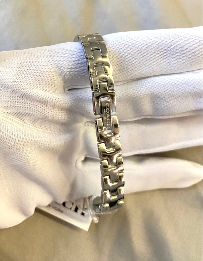 COACH 腕時計　28mmステンレススチール　シルバー