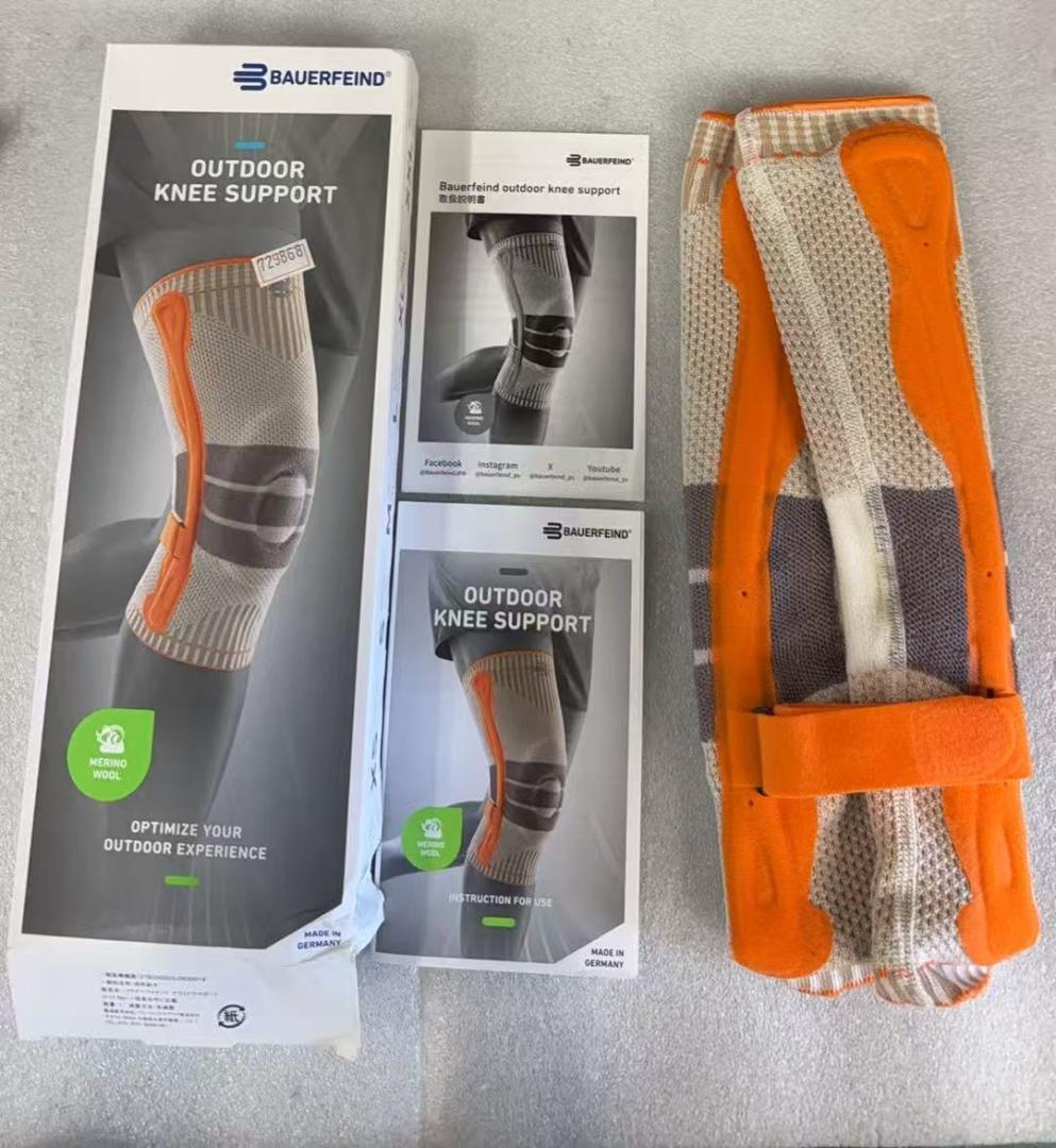 [BAUERFEIND] （アウトドニーサポート）膝用サポーター サイズ：M