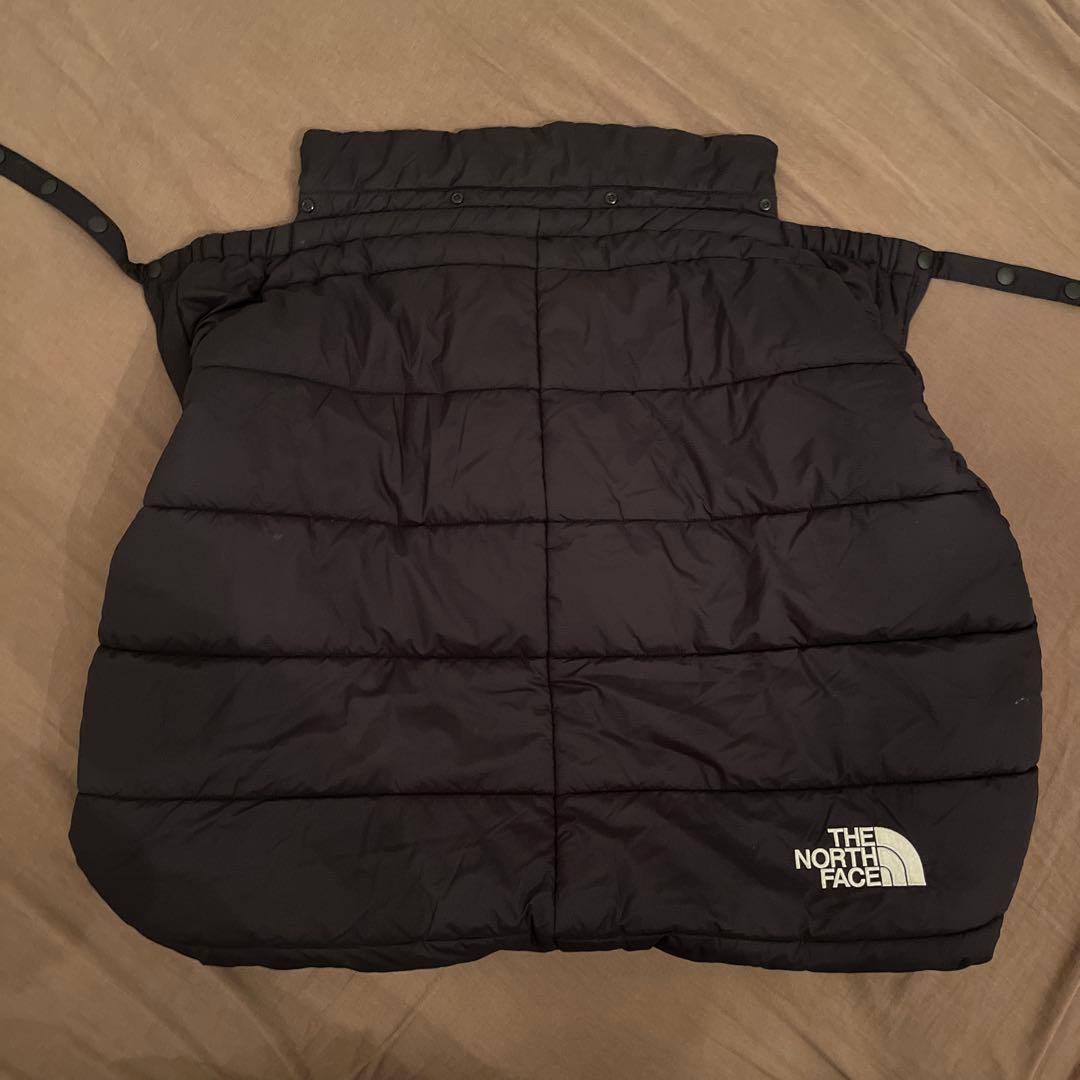 THE NORTH FACE フード付きダウンベスト ブラック