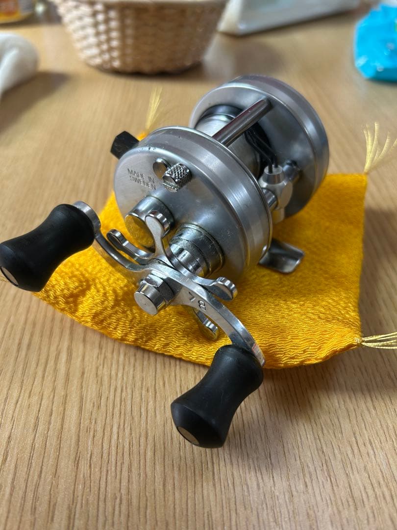 ８日（日）まで出品 Ambassadeur abu 1500C 渓流カスタム