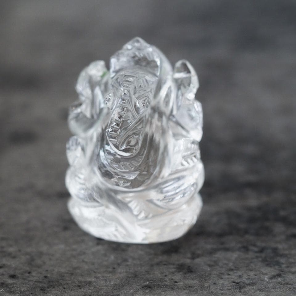 クリスタル・ガネーシャ神像（サイズ 高さ約4cm 約32グラム）ヒマラヤ水晶