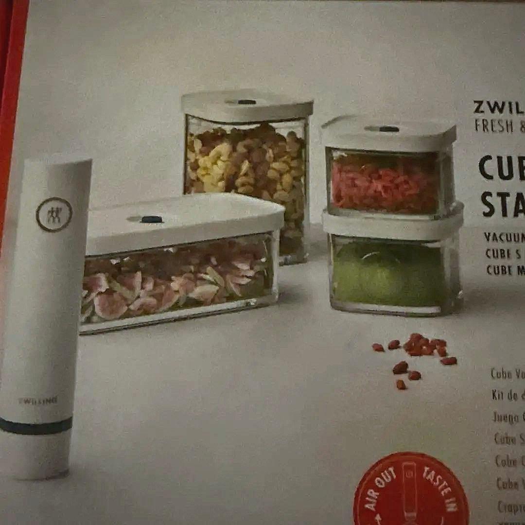 ZWILLING FRESH & SAVE 保存容器4個とポンプ1本セット