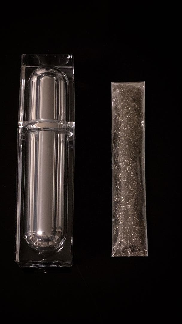 最高級な宇宙の隕石の粉ケース付き ⚜️✨　宇宙の流れ星の粉 ✨✨✨