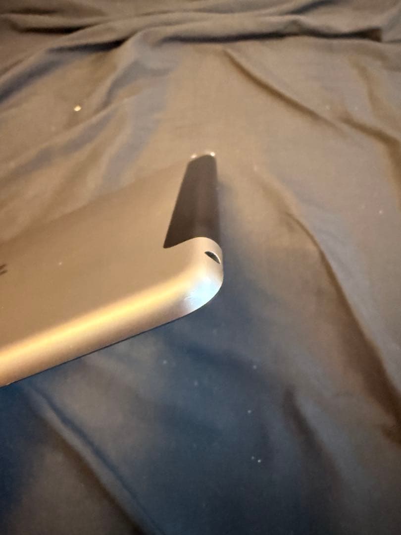 【美品】iPad 第6世 Wi-Fi + Cellular 128GB 付属品有