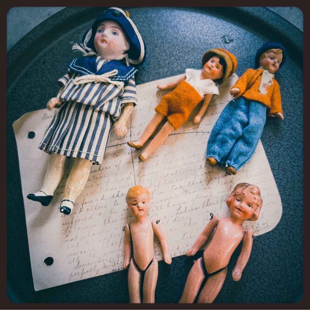 ヴィンテージ 小さな兄妹のビスクドール　２体セット ドールハウスドール