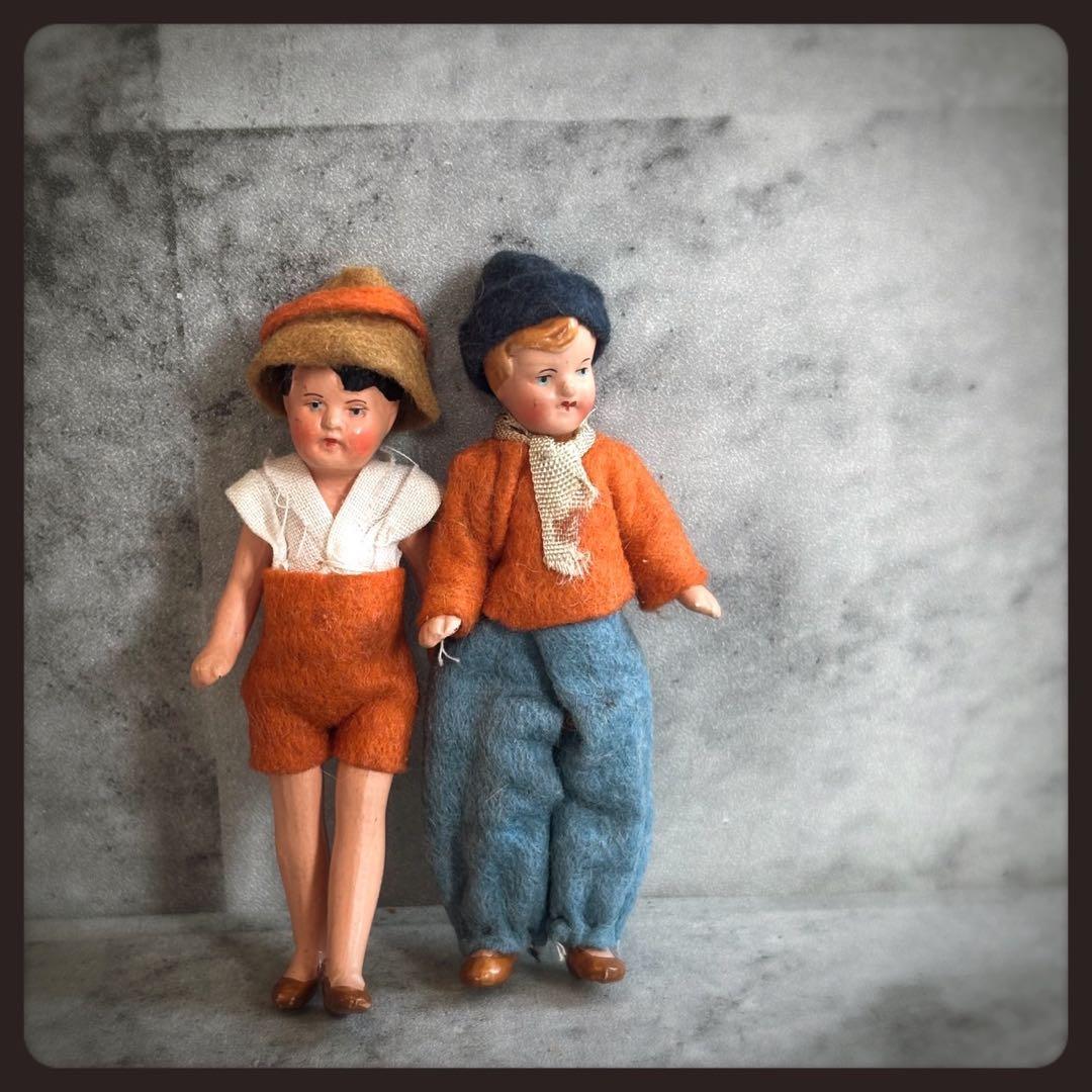 ヴィンテージ 小さな兄妹のビスクドール　２体セット ドールハウスドール