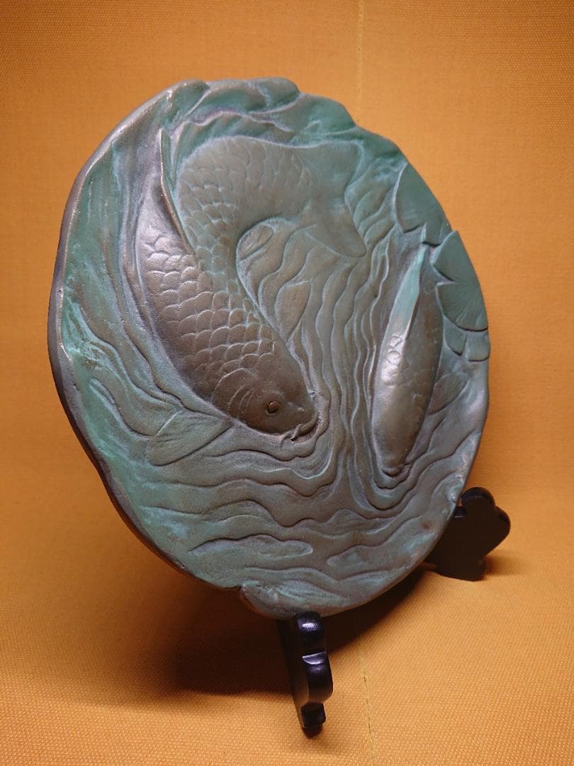 【美品】銅器　飾り皿　鯉　オブジェ　置物　インテリア　工芸品　美術品　A1222