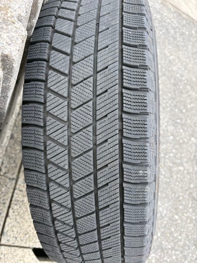 FREED純正アルミ、ブリヂストンBLIZZAK VRX 3スタッドレスセット