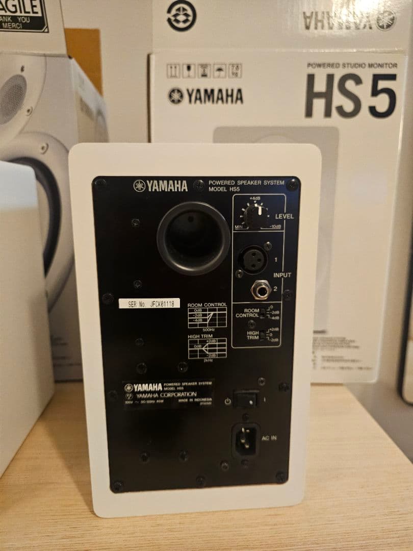 YAMAHA HS5 ホワイト ペア／原箱あり／電源・音声ケーブル付