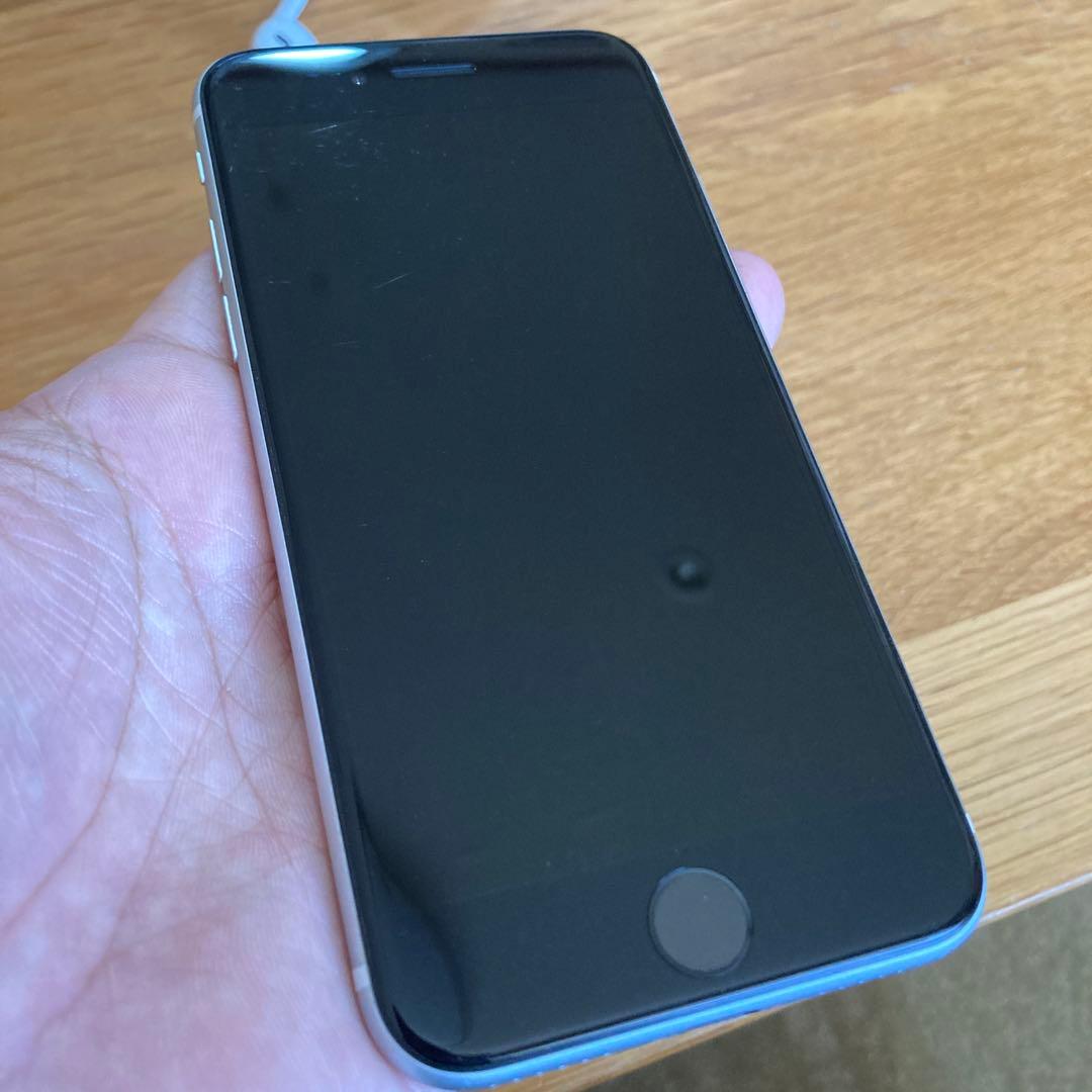 iPhone SE（第2世代）64GB ホワイト