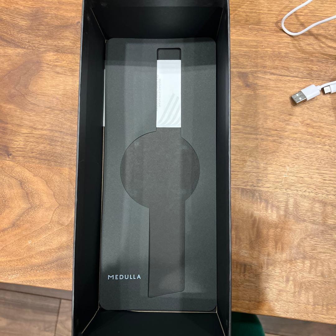 美品♡MEDULLA コードレス 超音波ヘアアイロン ブラック セラムとセット