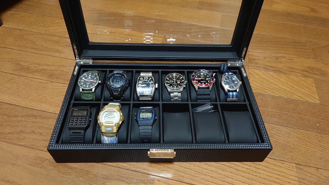 腕時計 12本 収納 高級感あふれるカーボンファイバー仕上げ