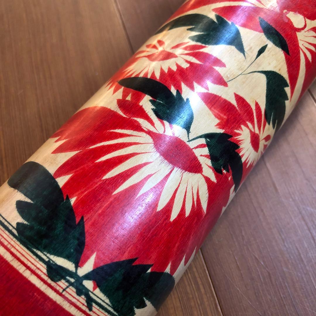 伝統的な花模様の木製こけし大 高さ約40㎝ 作家名 昭和初期