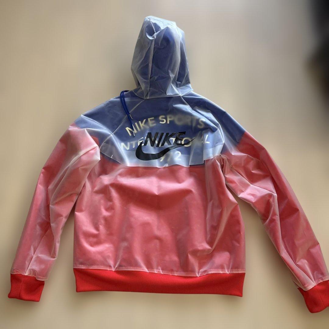 NIKE アウタージャケット