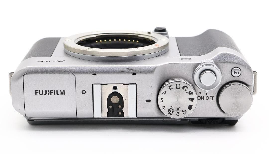 ■完動品 FUJIFILM X-A5 ミラーレス一眼カメラ