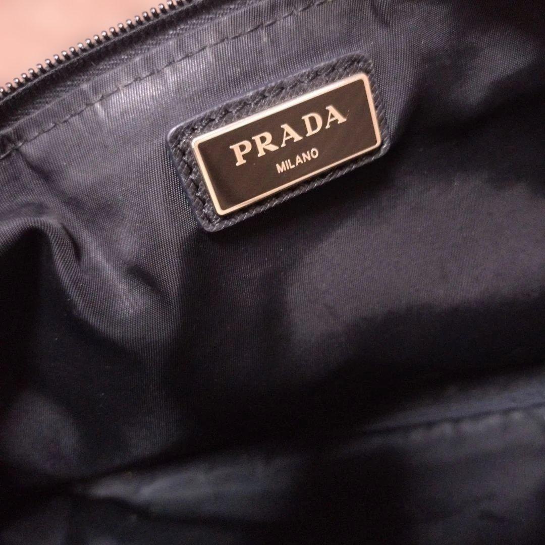 PRADA　プラダ　ボディバッグ　ブラック