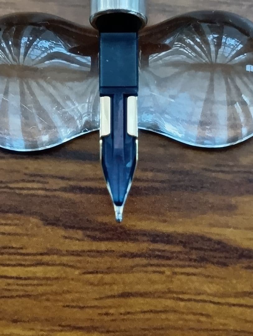 パイロット 万年筆 キャップレス ペン先18K FM