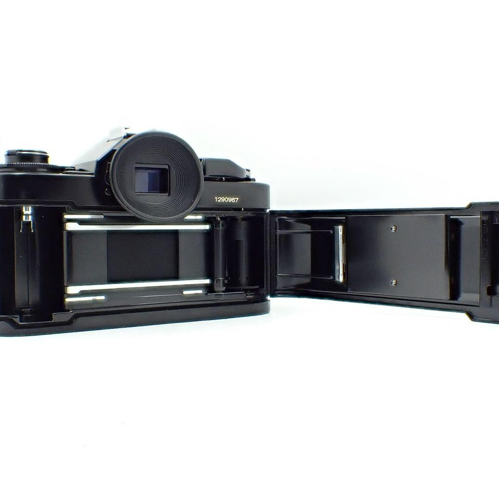 次*元様 【動作確認済】Canon A-1 ボディ 新品電池&初期動作保証付き