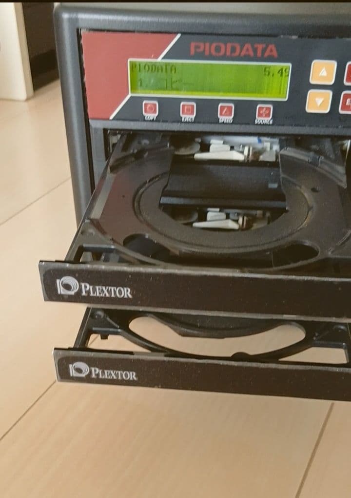 PIODATA 1:1 DVDデュプリケータ