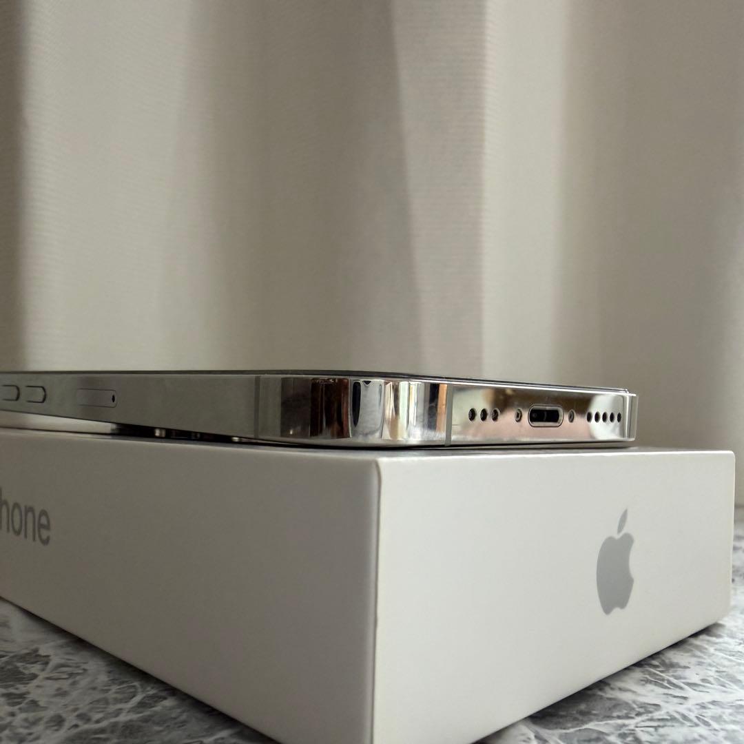 Apple iPhone 14 Pro 256GB本体 SIMフリー