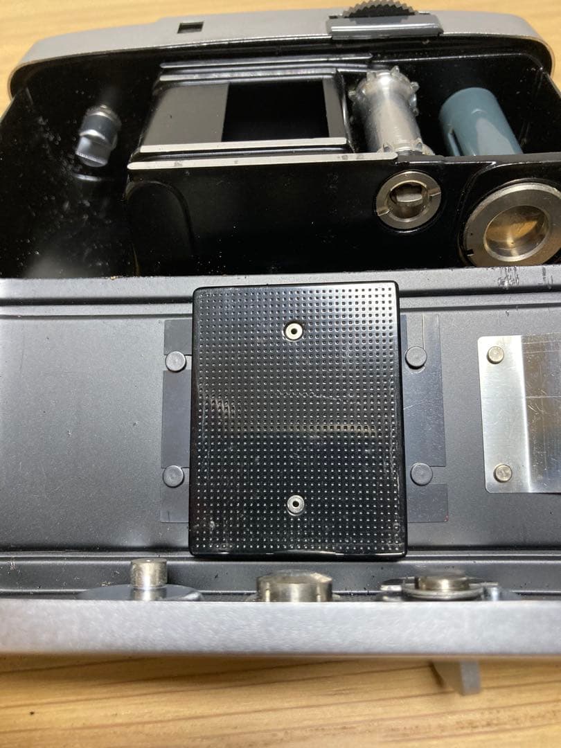 OLYMPUS PEN EE 歴史を感じるカバー付