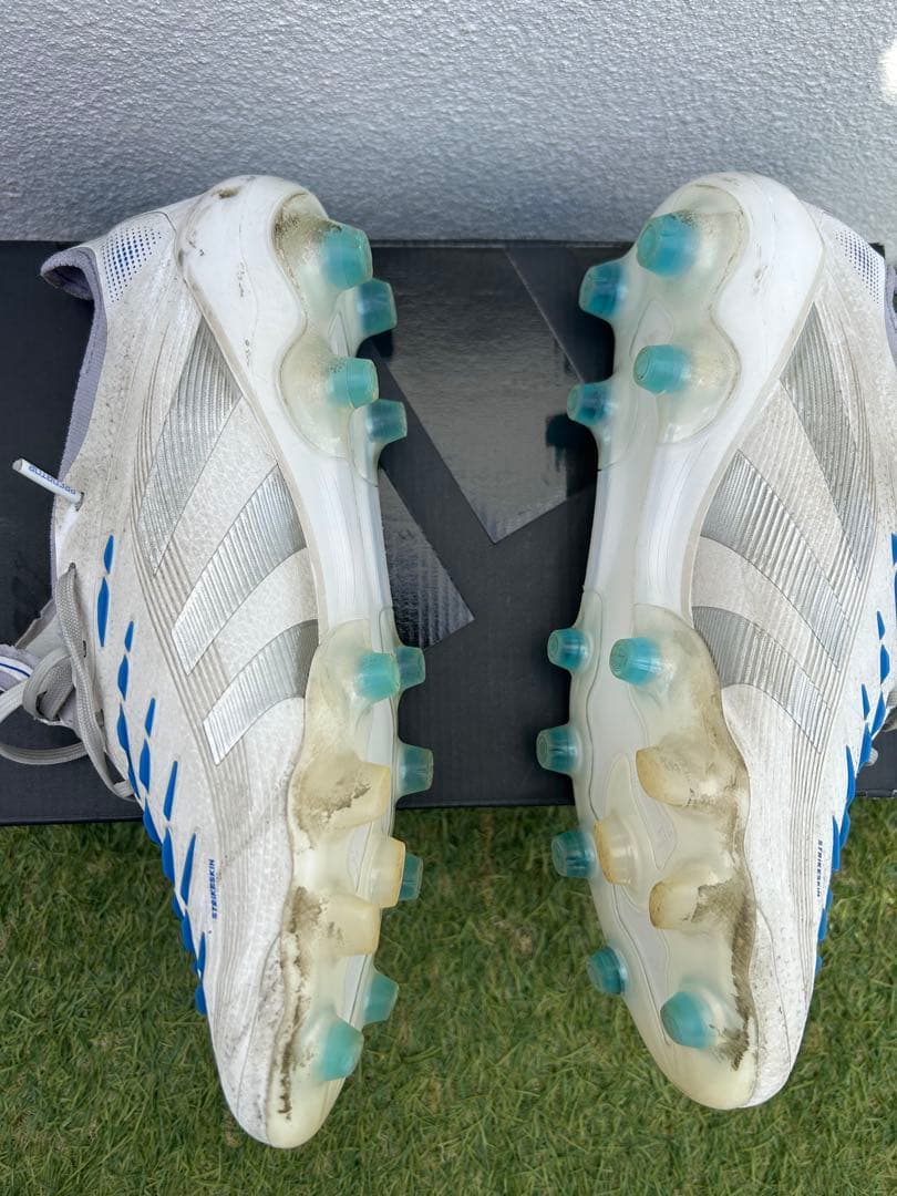 ※2足セット　adidas Predator サッカーシューズ