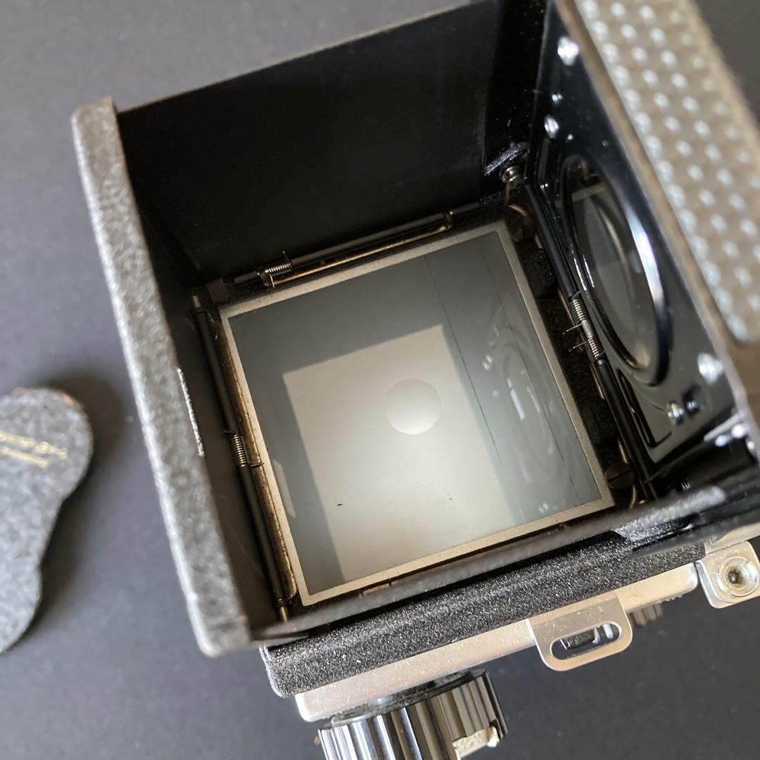 【美品】MAMIYA C220 80mm 3.7 マミヤ 二眼レフカメラ