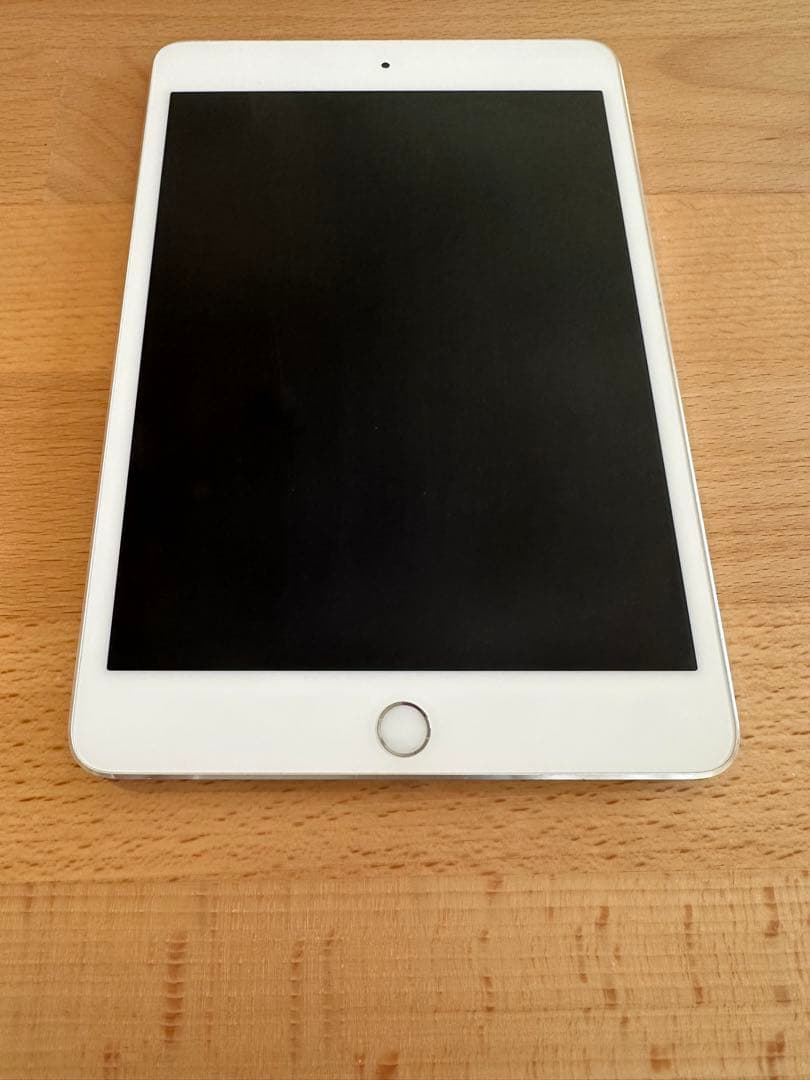 美品iPad mini4シルバー 容量97%