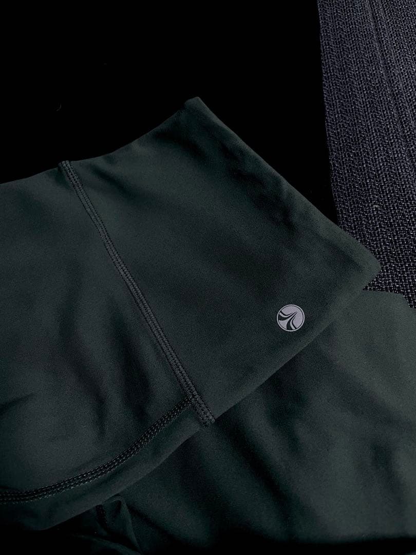 SUKALA レギンス オリーブグリーン ダークグリーン L ベーシック 無地