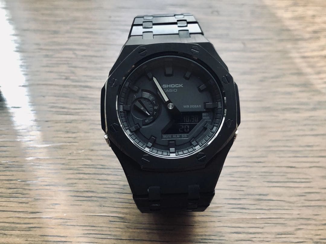 GA2100 カスタムパーツ付　黒文字盤　美品