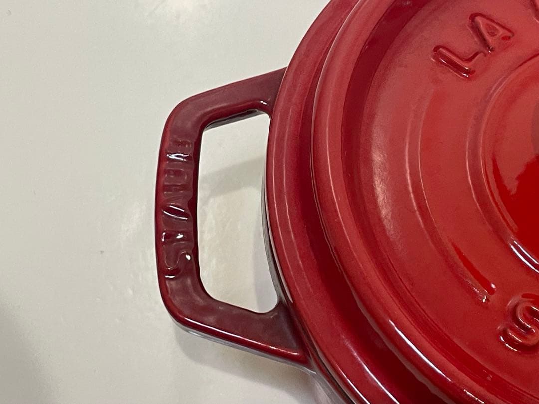 ストウブ　ココット 14cm チェリー　鍋敷きセット