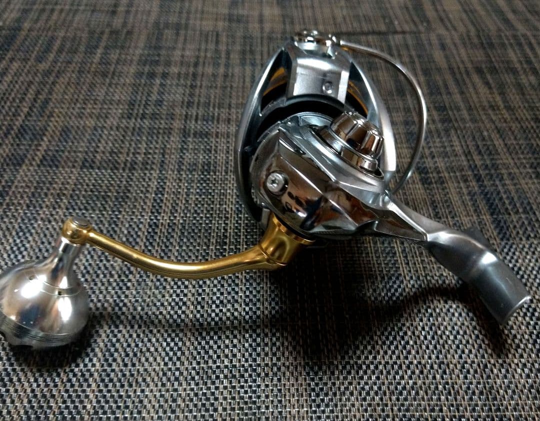 ダイワリール FREAMS 4000 D - CXH