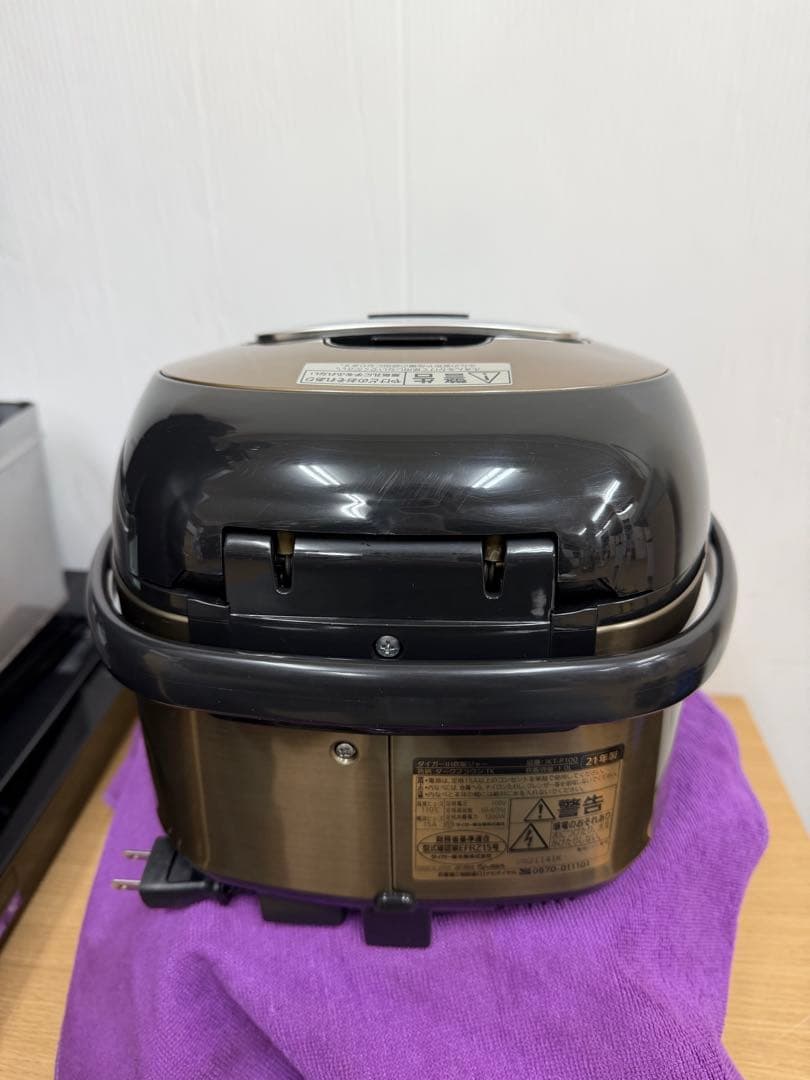 TIGER タイガー IH炊飯器 JKT-P100 1.0L 2021年製