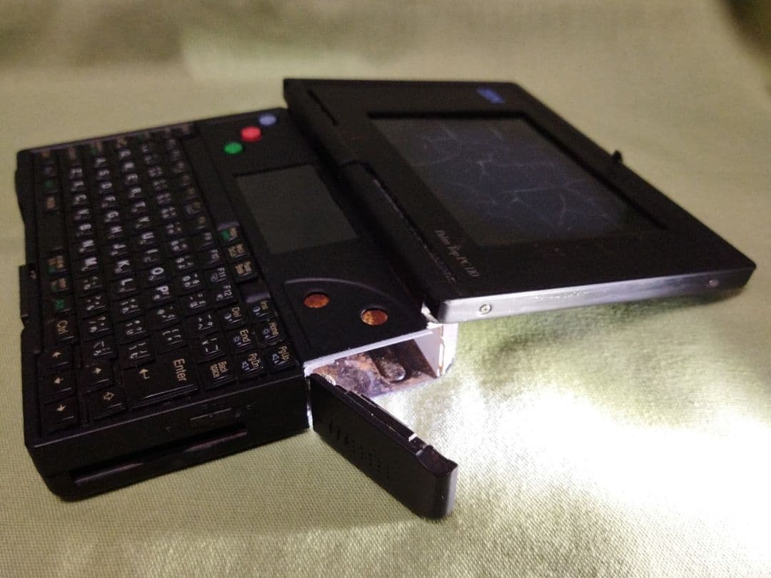 JUNK IBM palmtop PC110 ウルトラマンPC ポトリ付き