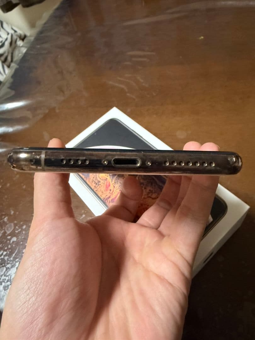 Apple　iPhone XS MAX 256GB ゴールド　SIMフリー