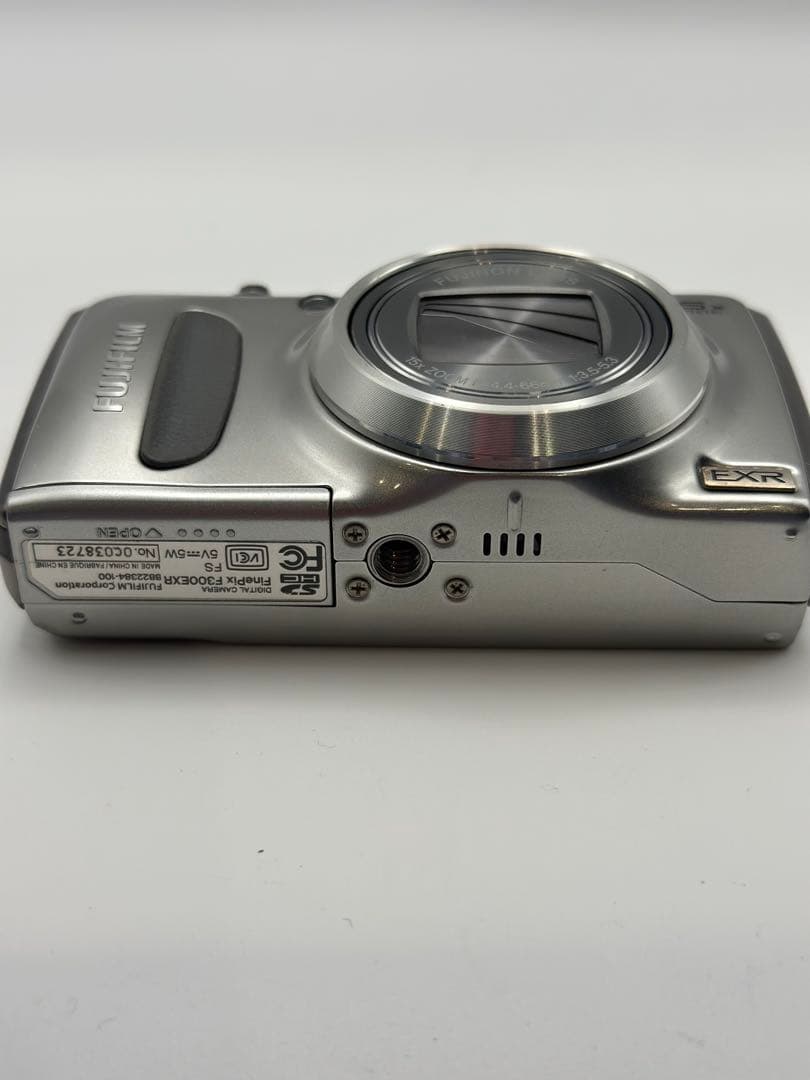 Fujifilm EXR 15x コンパクトデジタルカメラ【動作確認済】