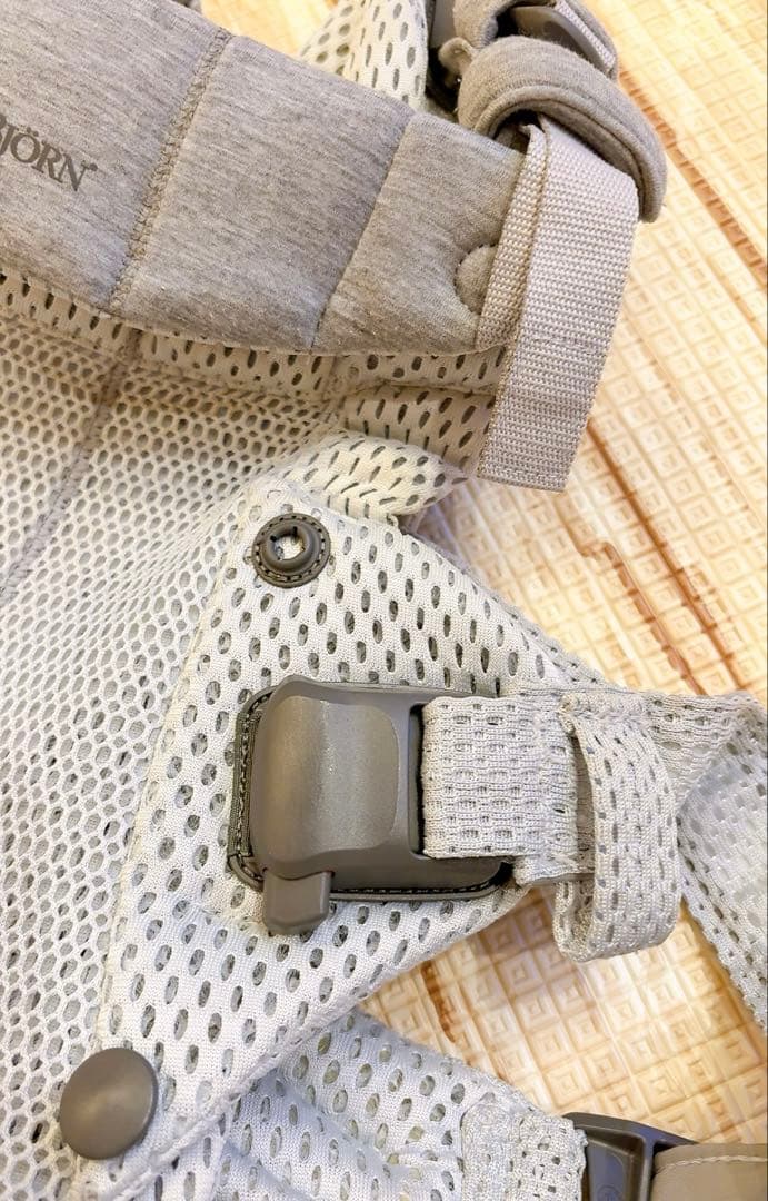 ベビービョルン★抱っこ紐ベビーキャリア HARMONY