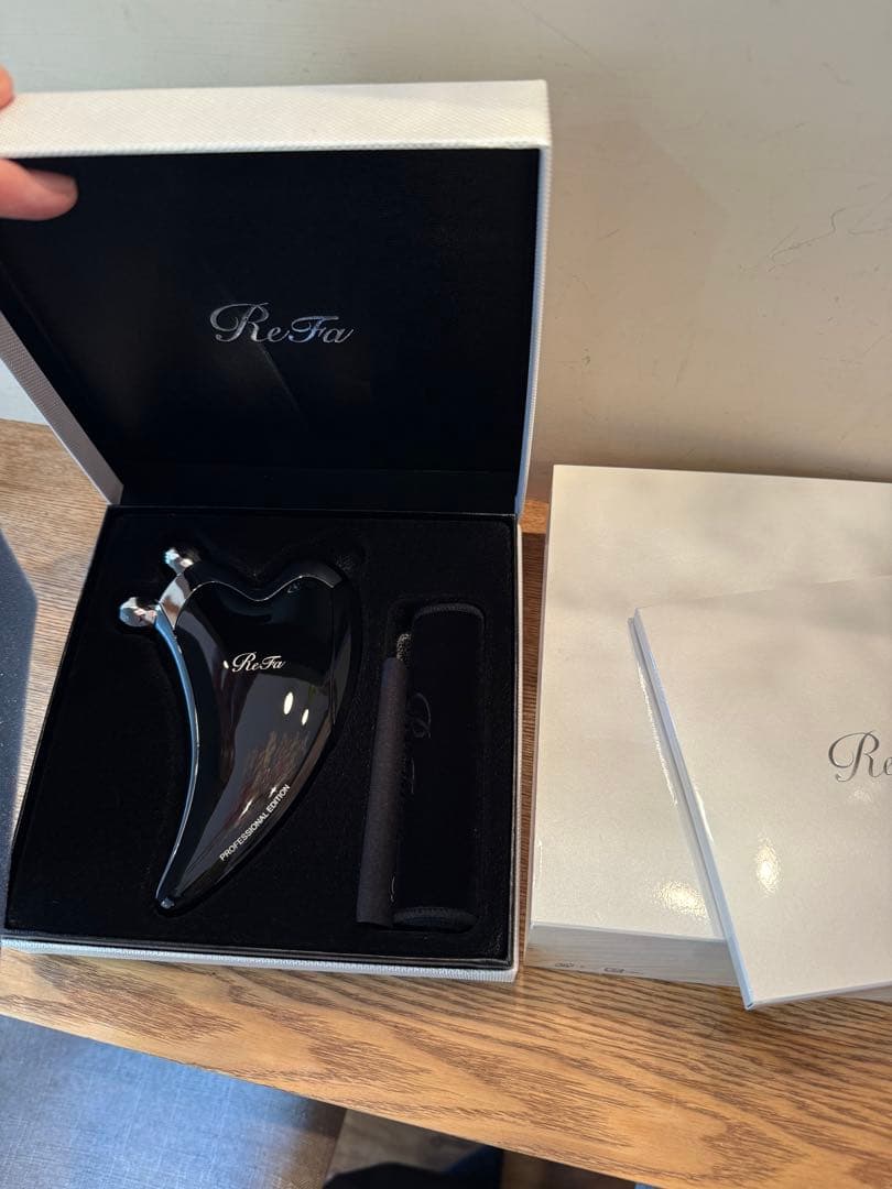 ReFa 美顔ローラー ブラック 専用ケース付き