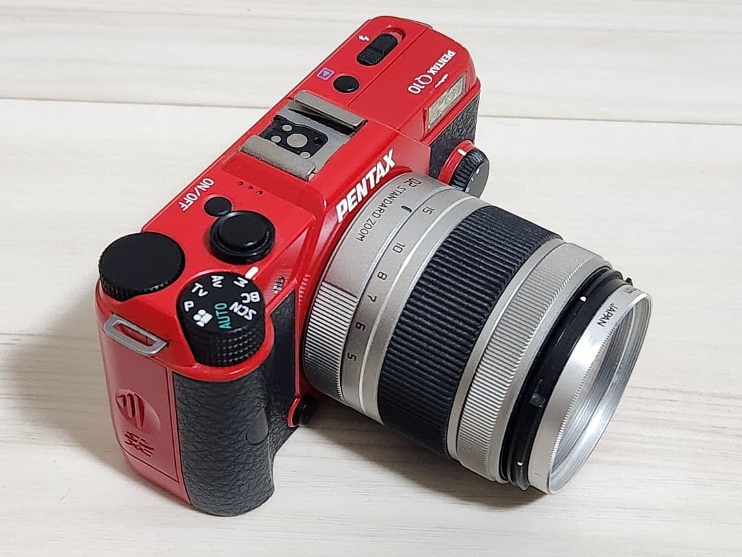 PENTAX Q10 レッド ズームレンズ付