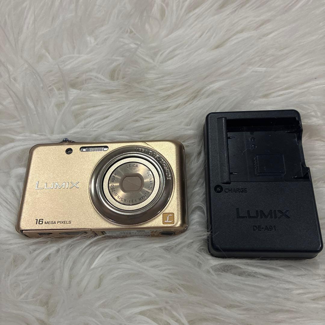 パナソニック　LUMIX コンパクト　 デジカメ　DMC-FH7　ゴールド