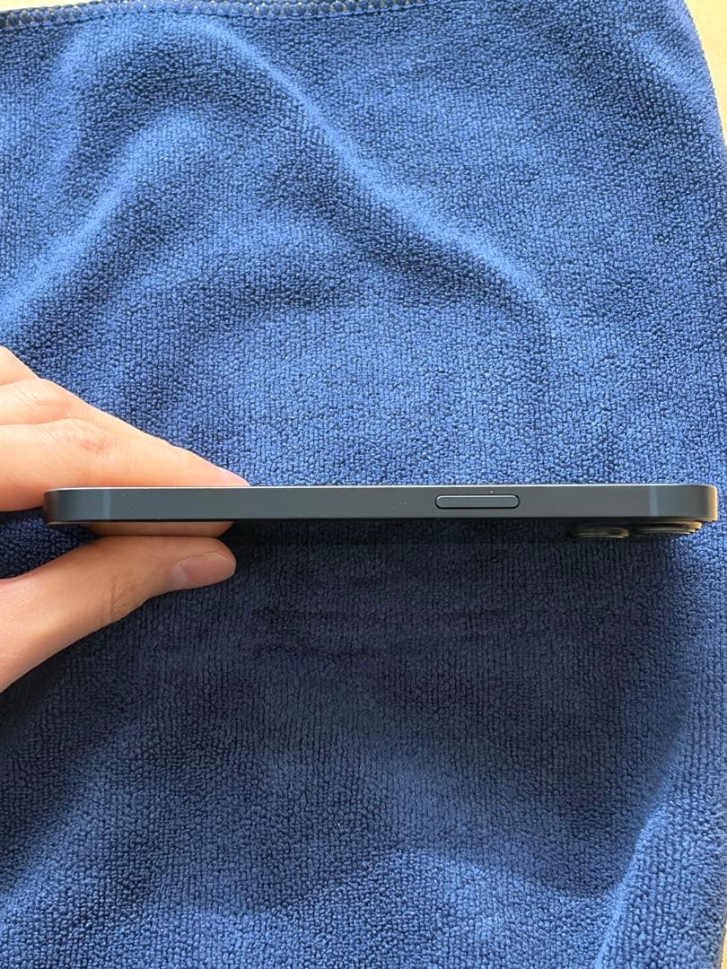 【美品】iPhone 13 128GB ミッドナイト 残充電83%