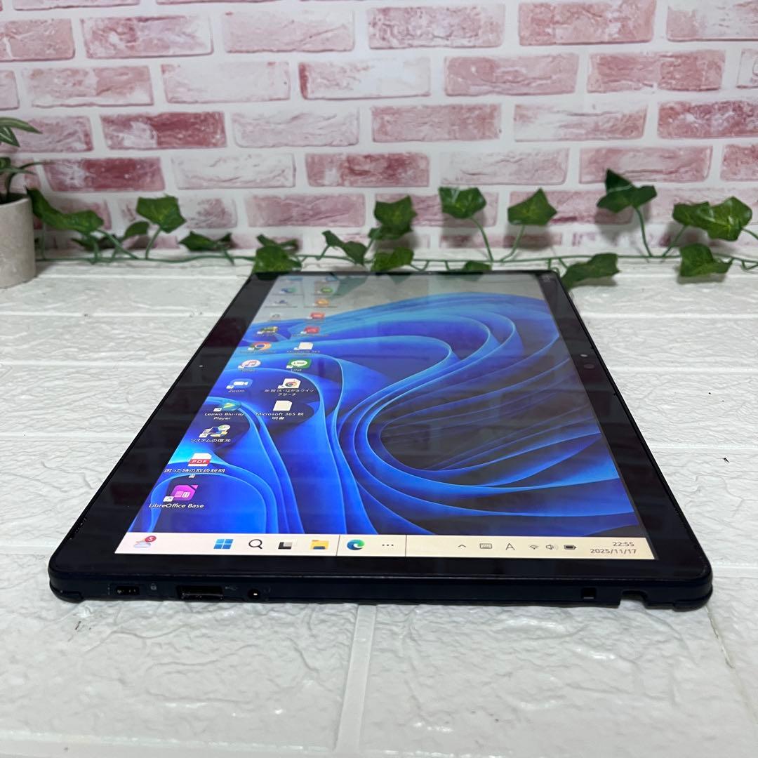 中古SSD128GB★i3-8145U カメラ TypeC ノートPC101