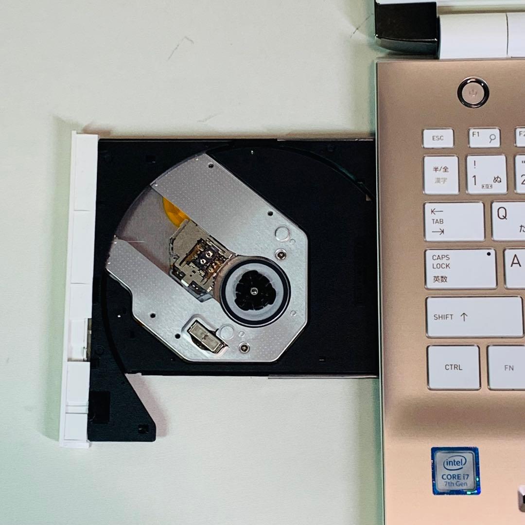 Core i7✨7世代✨SSD1TB✨16GB✨15.6インチ✨ノートパソコン