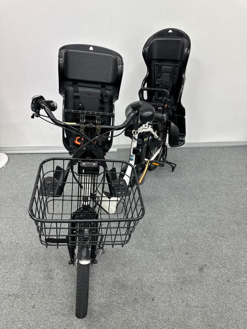 人気な車種3人乗り対応　パナソニックギュットアニーズ　電動自転車　子供シート付き