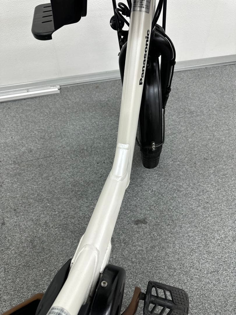 人気な車種3人乗り対応　パナソニックギュットアニーズ　電動自転車　子供シート付き