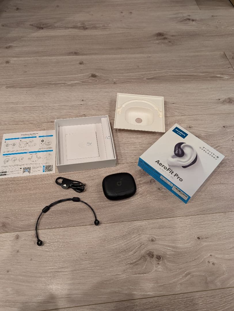 ぴろしき出品　ANKER Soundcore AeroFit Pro