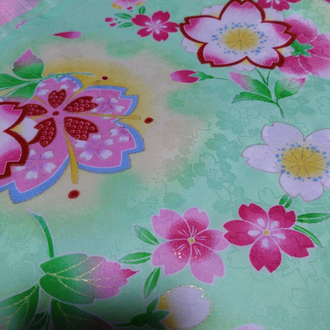 美品★三歳五歳七歳★爽やかな黄緑の花柄着物