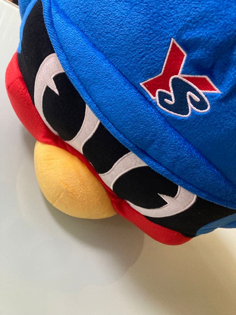 ロゴ　刺繍入り　クッション　つば九郎　顔型クッション 信じられないくらい可愛い